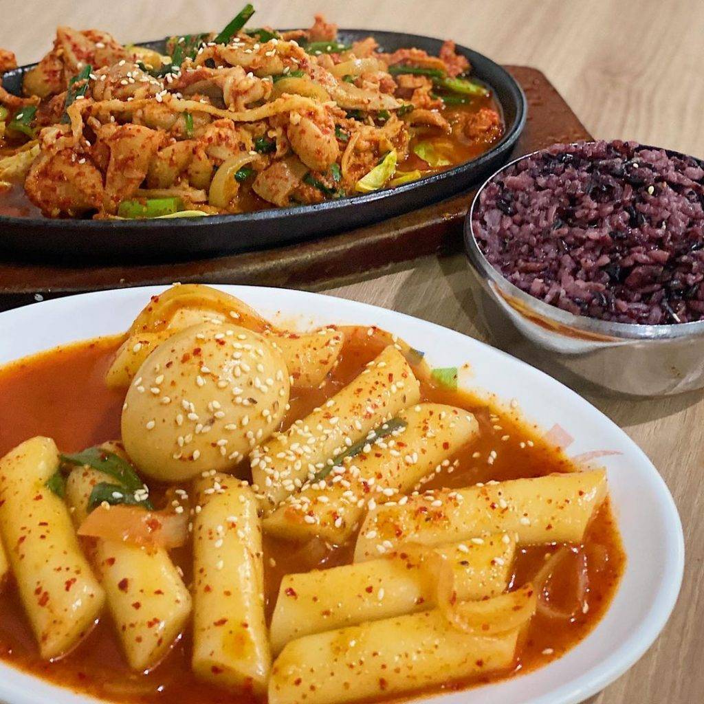 家庭版韓式料理店🇰🇷 烏節路“Kim Dae Mun” 餐點不超過S$10🤩 韓劇同款美食都在這