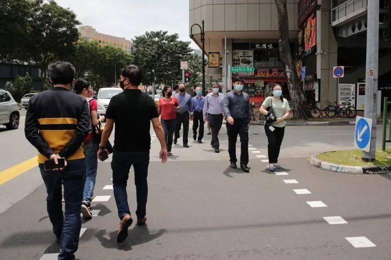 新加坡外交部长亲测！5个步骤做完新冠病毒快速抗原检测