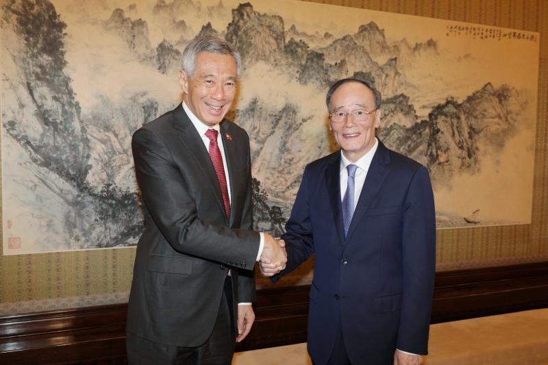 王岐山到访新加坡，除了谈中美贸易战，还有什么看点？