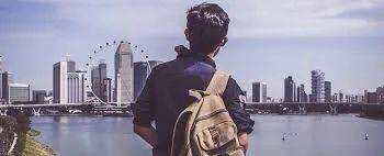 从中国远赴新加坡读书的年轻人,就业前景如何