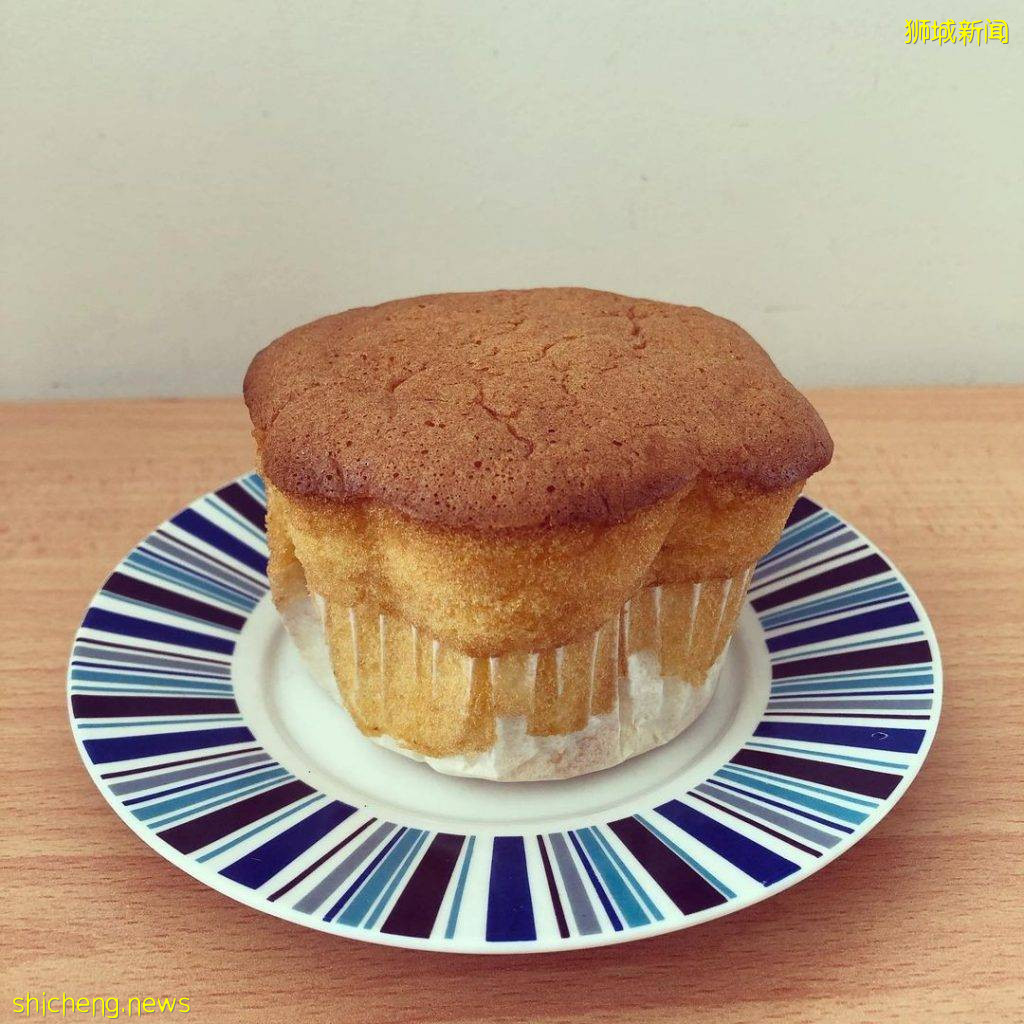 “劉莊記”$1.40爆漿卡仕達面包💥香甜軟糯+綿密絲滑、充滿古早傳統味