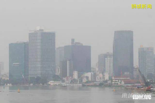 雾霾预警!新加坡的邻国爆发森林大火,口罩要戴到天荒地老