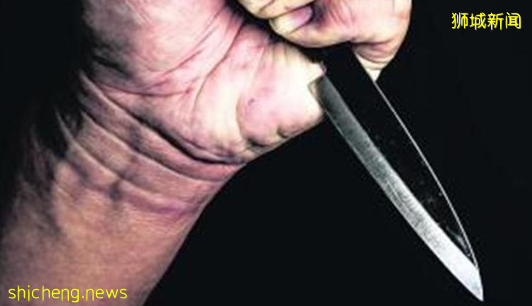 男子刀指前女友腹部 “我来是为了杀你”