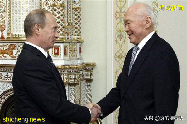 新加坡獨立時，華人商會建議定漢語爲國語，爲何李光耀堅持選英語!