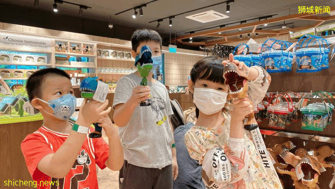 门票6折！一只恐龙有多大？亚洲首个积木恐龙世界，超过60只在新加坡动物园和河川生态园与你捉迷藏