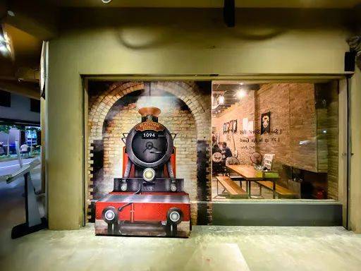 新加坡哈利波特主題餐廳Platform 1094，帶你潛入霍格沃茨魔法世界