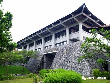 6月8日，新加坡疫情：新增9起，其中社區3起，宿舍客工1起，輸入5起；新加坡20多萬學生已預約接種疫苗