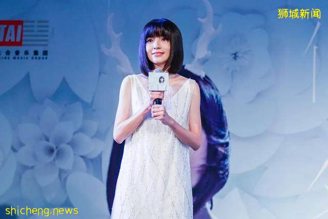 上過央視晚會的歌手郭美美，走到今天的結局，究竟該怪誰