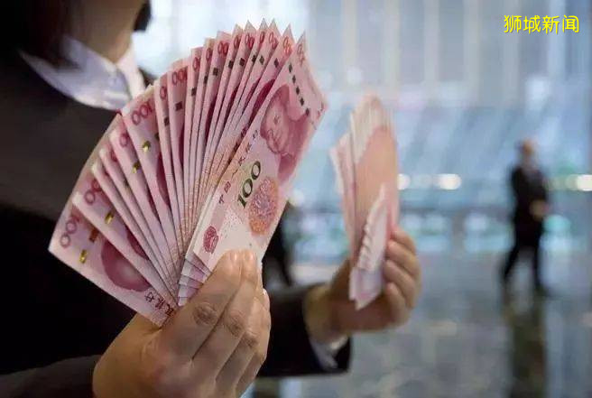中國女富豪被三個新加坡男人合夥騙2100萬，案件下判了