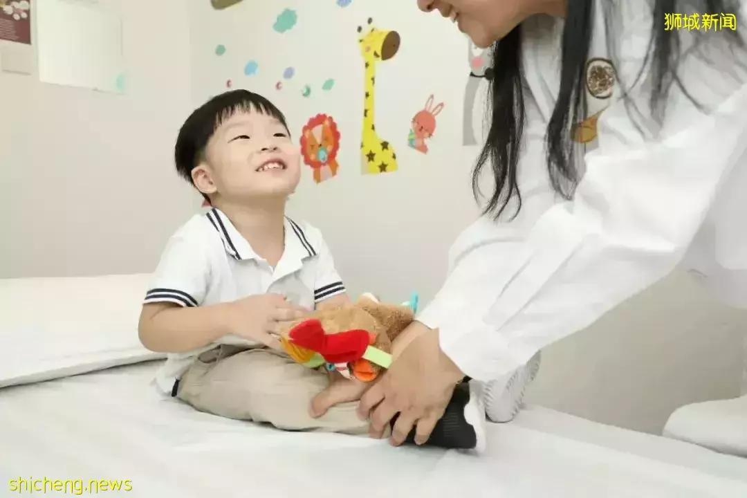 “急问!我家孩子新冠转阴后还是一直咳嗽,怎么办?”