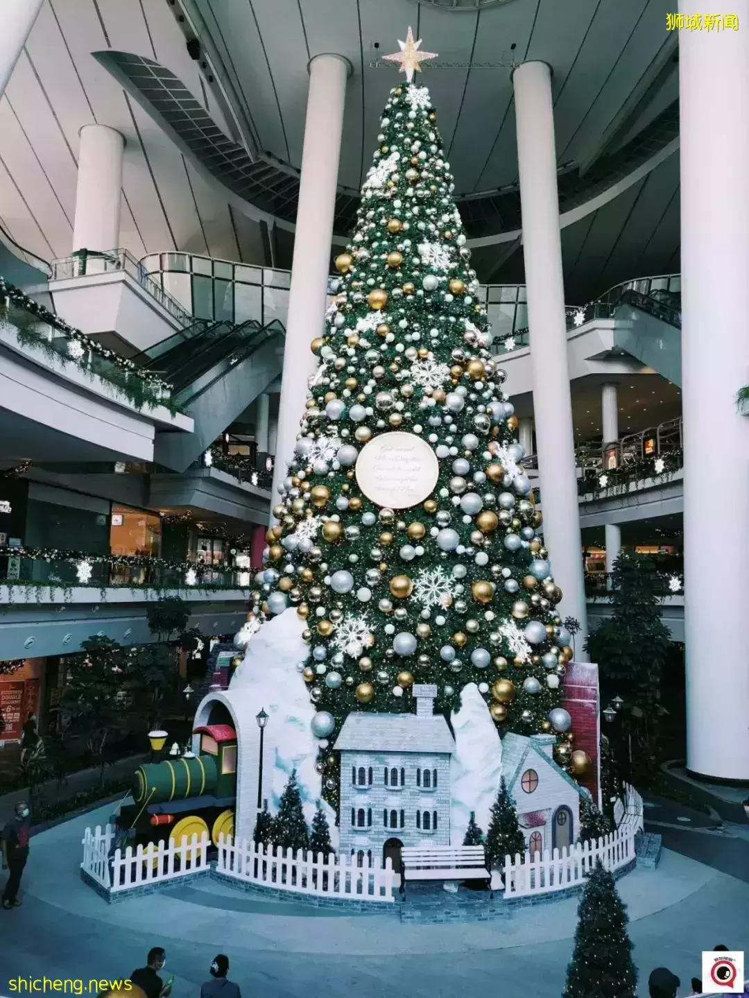 多图美炸！新加坡2021年圣诞树哪里的最好看