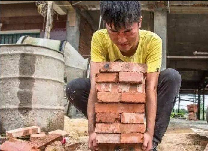 曝光！在新加坡出现了一群华人“骗子”