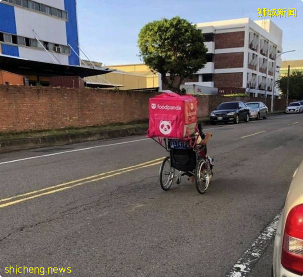 坐轮椅当foodpanda送餐手, 引起许多人讨论