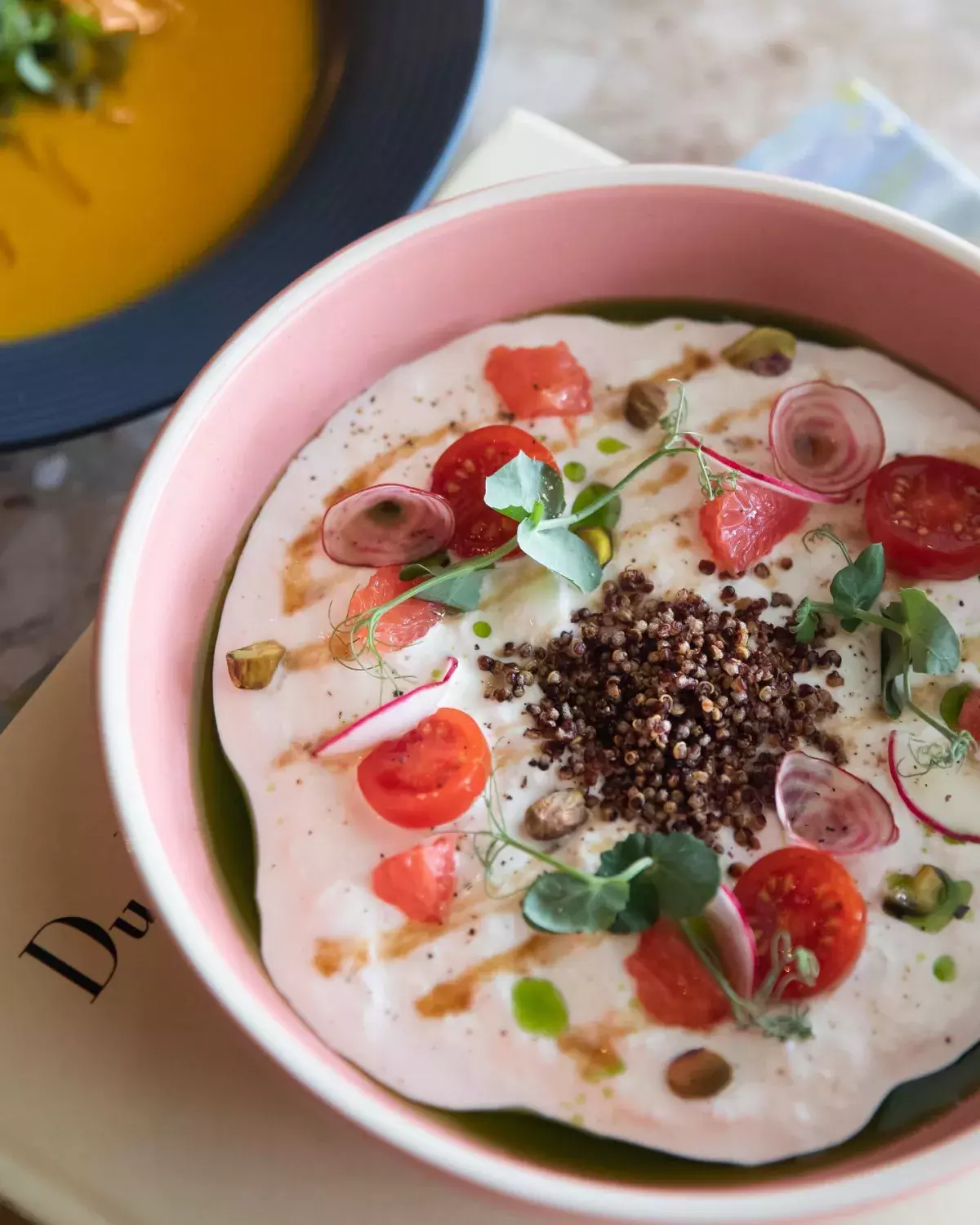 花卉城市中的中古世纪 宝藏餐厅推荐