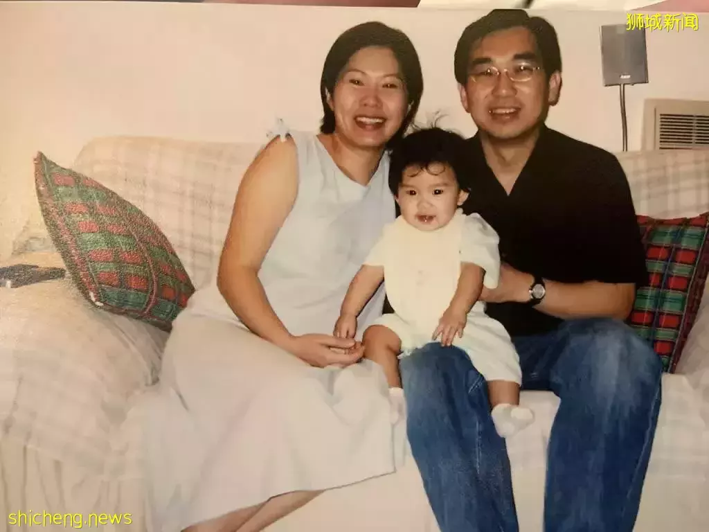 仅有1%生育机会通过领养成为父母 每年庆祝“领养纪念日”