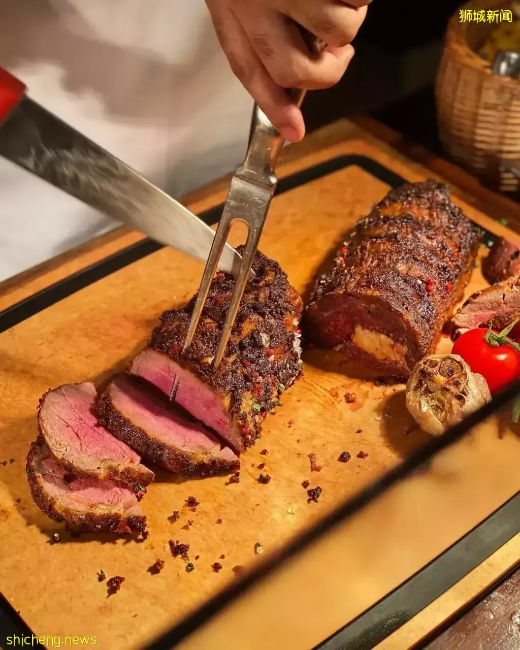 酒店自助餐买一送一🥳 每人S$31就能畅享国际美食!刺身、生蚝、烤龙虾无限任吃💥