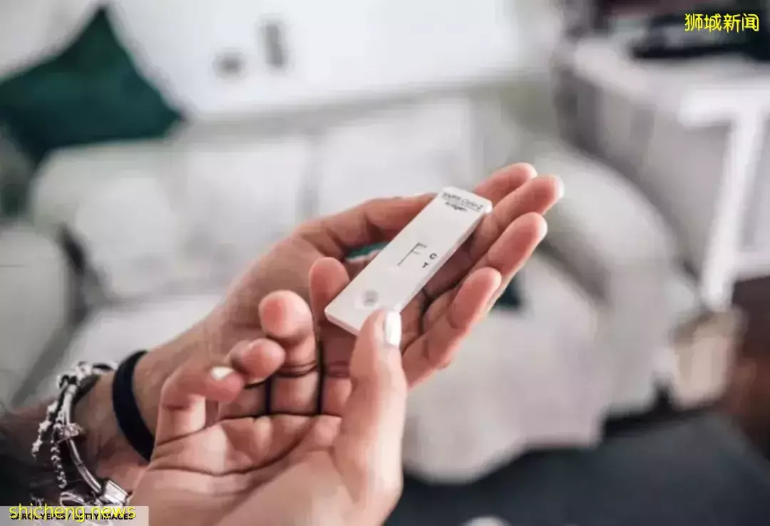 一年3次感染新冠成“新常态”?新加坡卫生部长:会采取适当措施