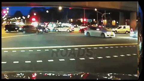 新加坡恐怖车祸酿1死4伤，伤者索赔至少25万新币