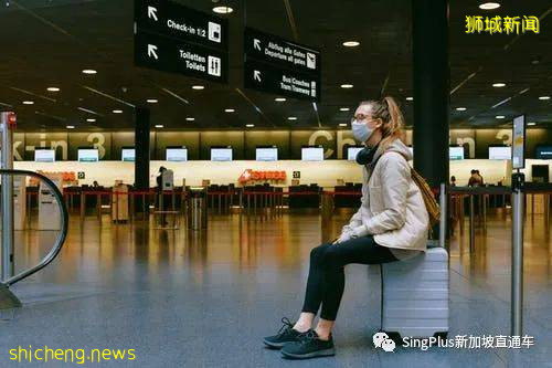 家裏的玻璃門突然自爆！天氣太熱，新加坡用這個東西要小心.