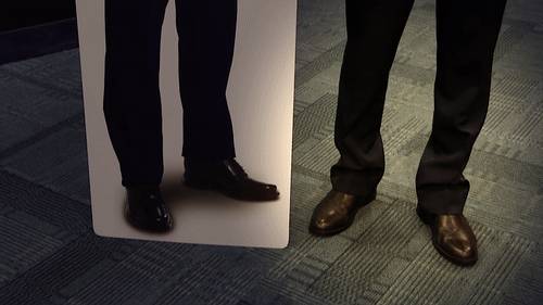 新加坡天天站超市門口的最帥警察，升官當局長了