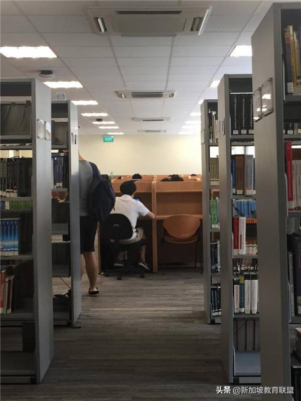 留学申请新加坡读研留学费用及条件是