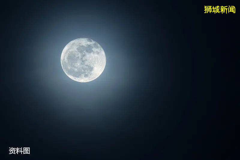 100年僅出現6次！今天晚上，最圓月亮即將出爐！新加坡看得到嗎