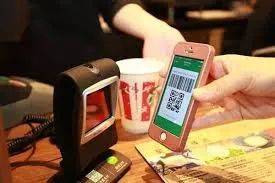 为什么这些人上车不用刷卡?深扒新加坡各种坐车的骚操作