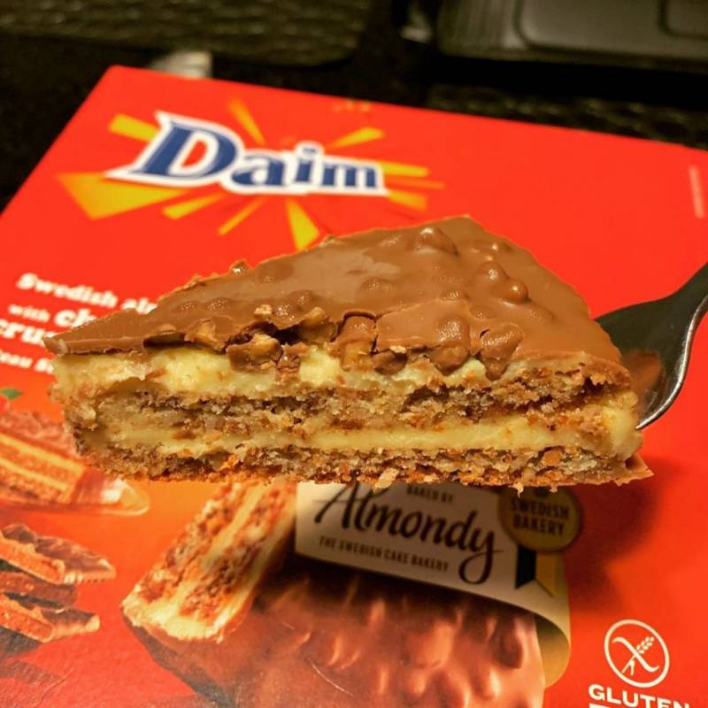 誰買誰賺到! 升菘超市推出超大力度優惠!從即日起至9月13日 OREO + Toblerone+Daim+Cadbury 冰淇淋蛋糕 · 每盒只售$ 5.95?!錯過絕對可惜