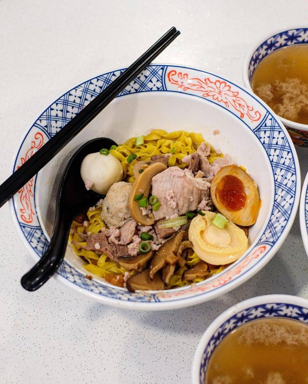 来一碗很讲究的面🍜给面子Gimee Face小面摊:走心又走胃,$6.80吃到鲍鱼面😍