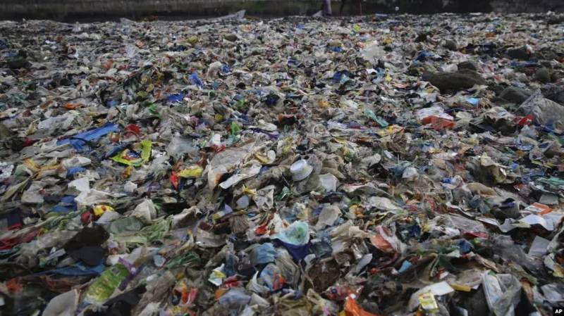 南洋理工大學承諾將投入120萬新幣解決塑料汙染問題