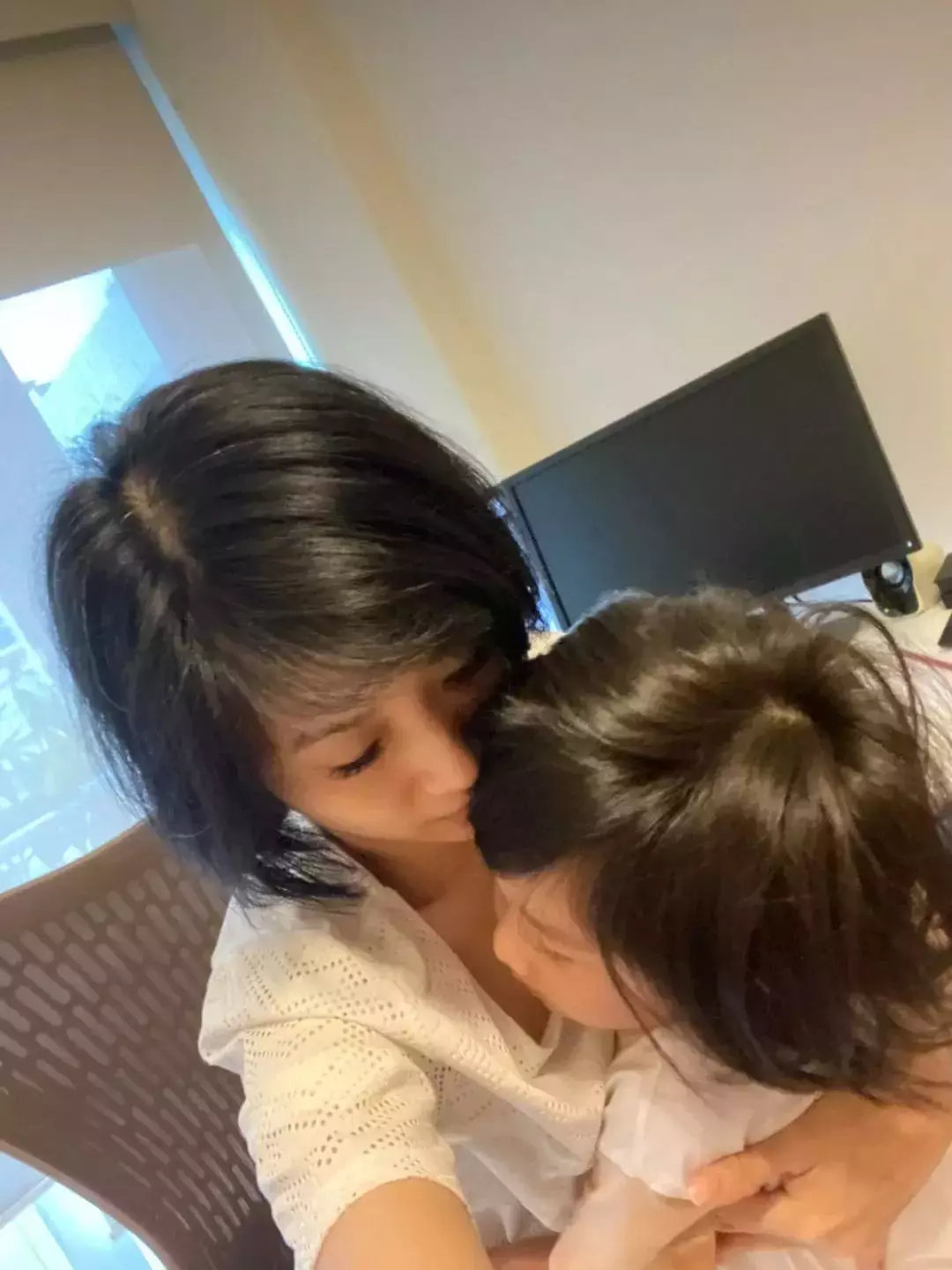 新加坡抗疫神曲竟然后面有人?还是一位集才华、美貌于一身的国会议员