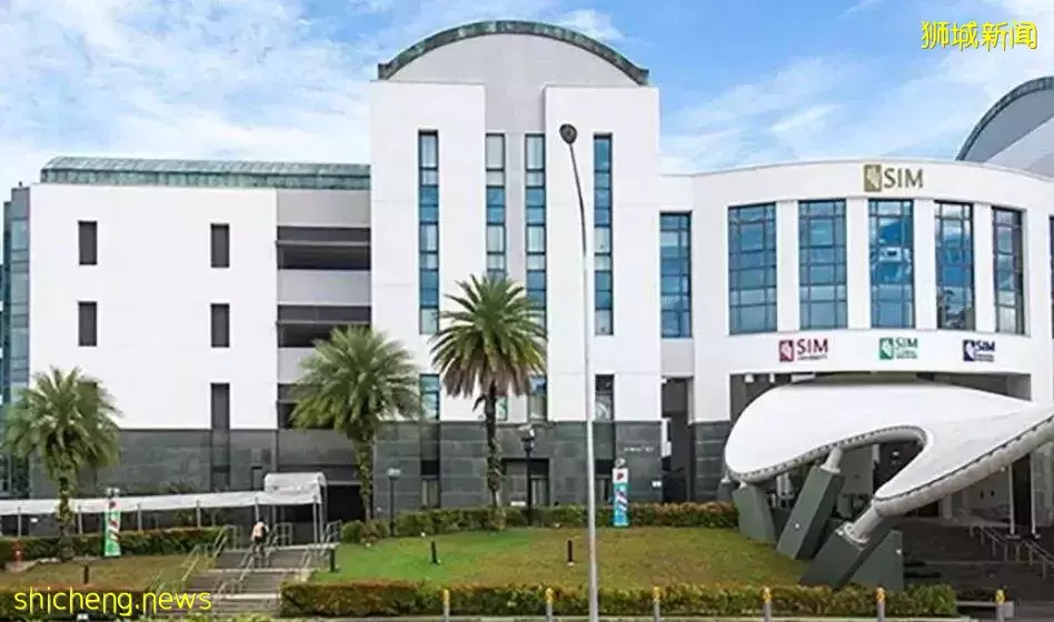 中国籍女助教在新加坡涉嫌金融学术造假，就任中国长江商学院某副院长