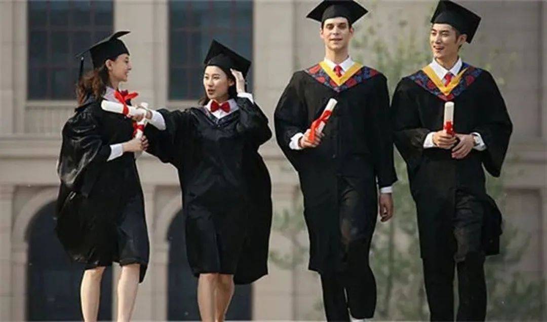 新加坡私立大学最新排名！揭秘私立名校毕业起薪
