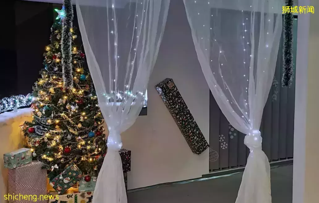 组屋里的超美走廊!四户邻居打造联手布置圣诞装饰