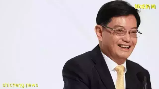 移民新加坡=被割韭菜,精英變成“下等人”!?幾十萬新移民不服氣