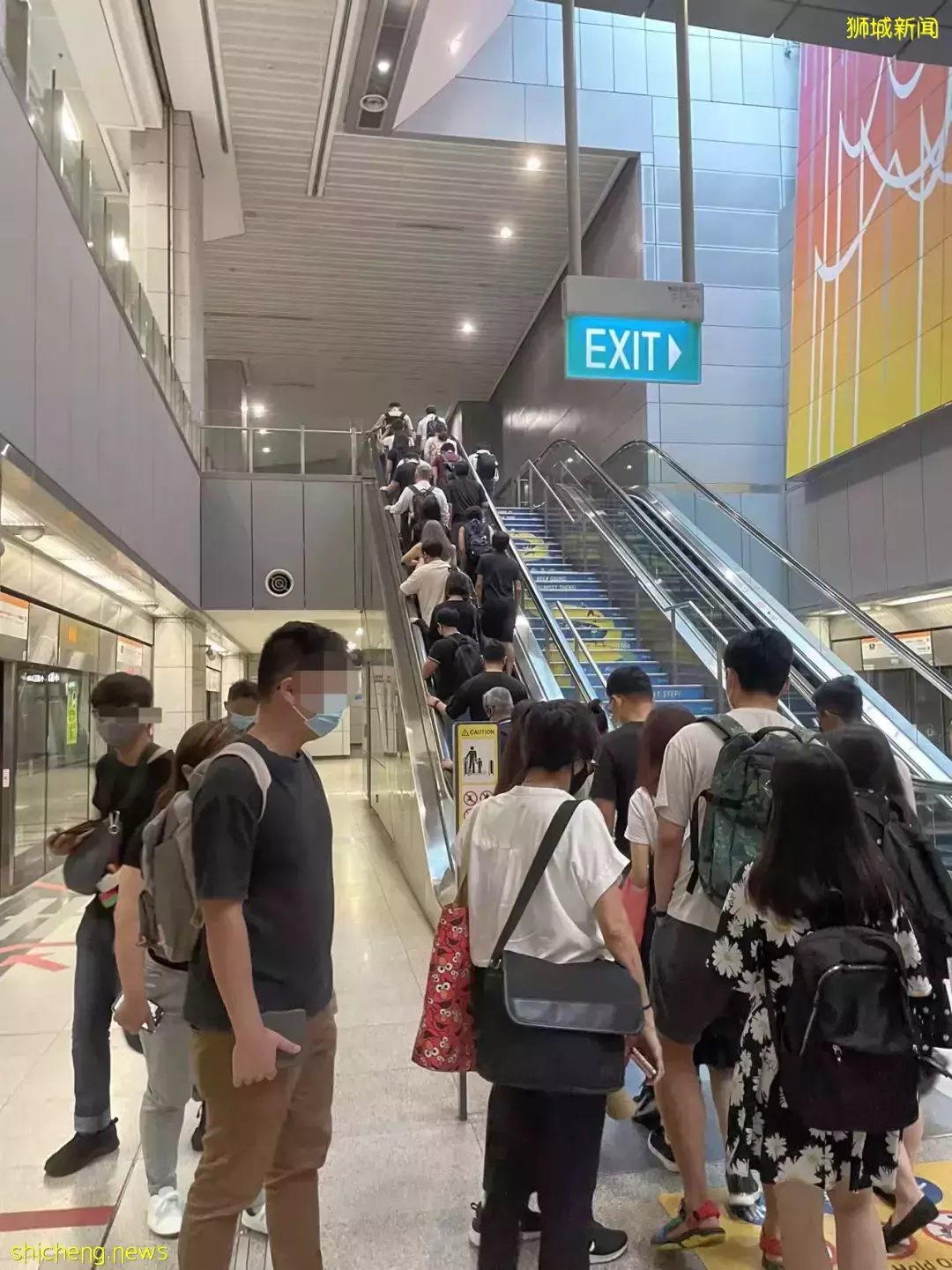 大幅反弹！新加坡再破10000例，实拍外面到处都是人！“别拿新冠当借口！”