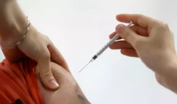 新加坡抗疫工作小组:未来几天或数周内可能出现新一波疫情