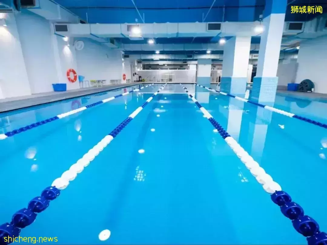 新加坡遊泳學校中的愛馬仕！免費茶水、戴森吹風機、恒溫泳池