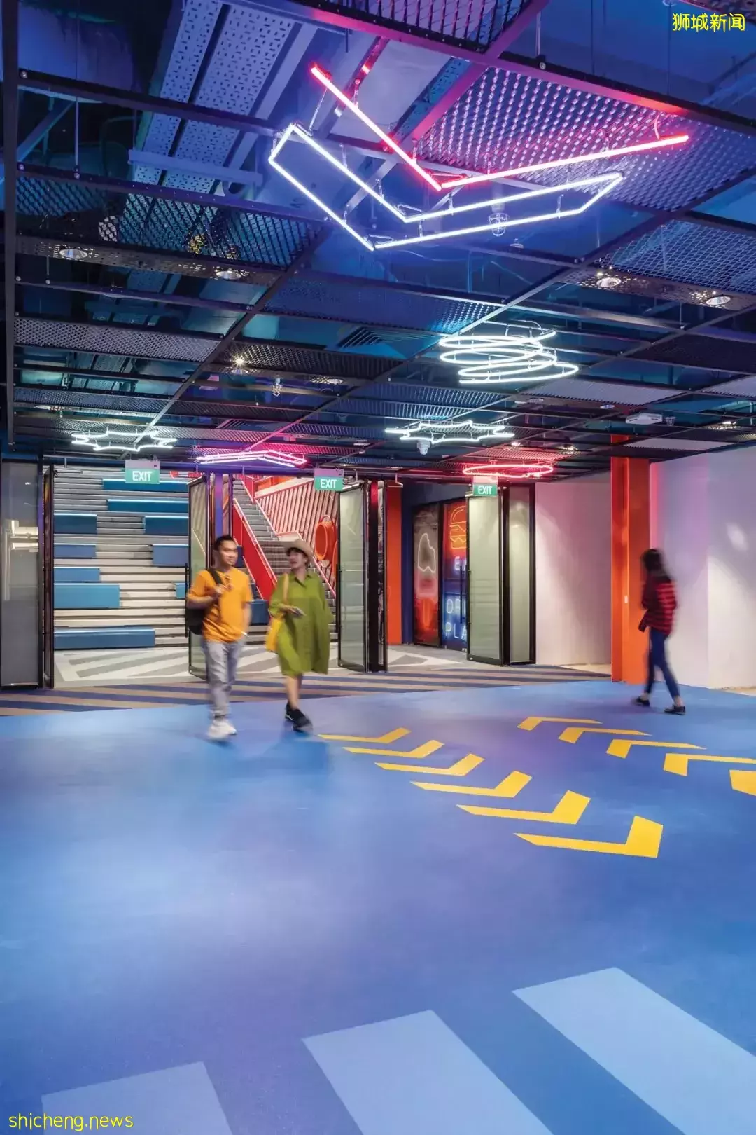 新加坡老商場改造,用工業霓虹升級視覺地標