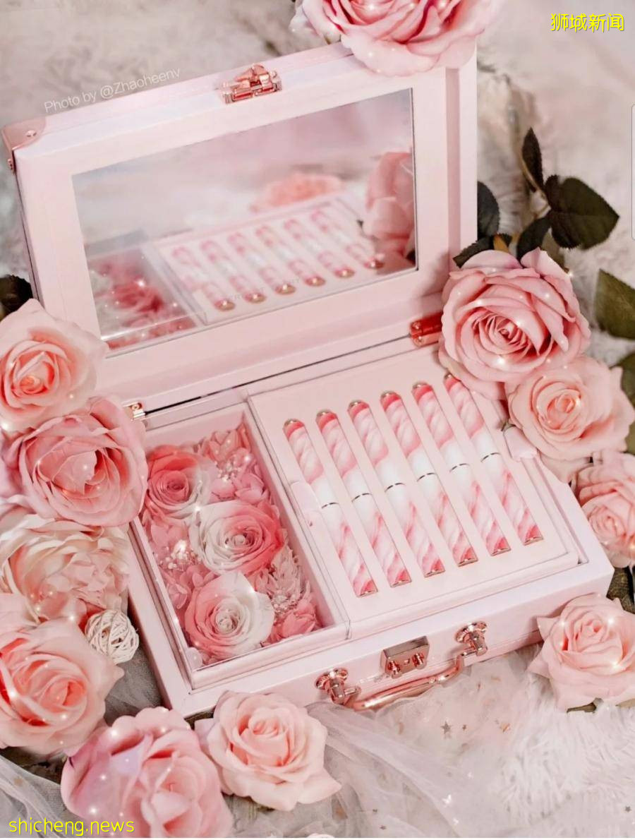 李佳琪都吹爆!完美日记小细跟永生花礼盒终于来新加坡啦!限量玫瑰首饰盒套装,赶紧来get