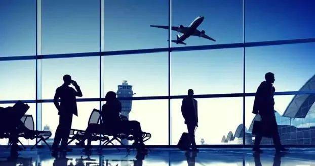 “8年了,我還拿不到一張新加坡綠卡……”