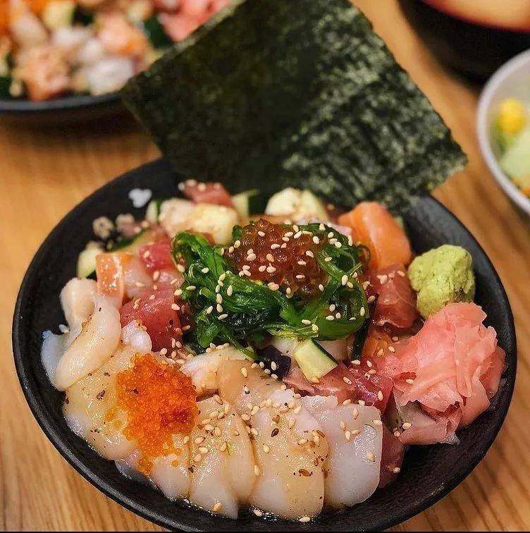 獅城MRT美食 一路向北，除了看海，三巴旺的韓餐、日料、泰餐也都值得嘗試