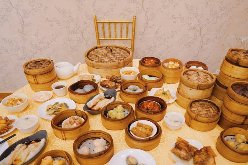 隐藏在HDB的超正宗广式点心店！传统手推车上菜，人均30新点心自助吃到撑