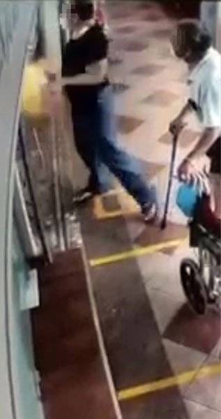 买榴梿试吃被拒  壮汉发飙掀桌