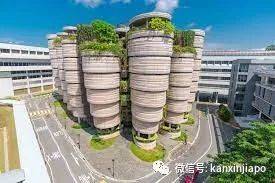 “我的学校多人确诊，校方却不公布消息，还拒绝让我们上网课！”