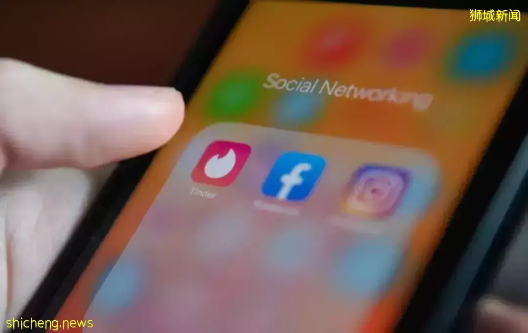 新加坡漂亮女生被盯上:“你的照片出现在色情群组!”