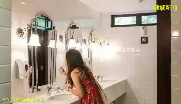 在新加坡上个厕所,一不小心就会犯法