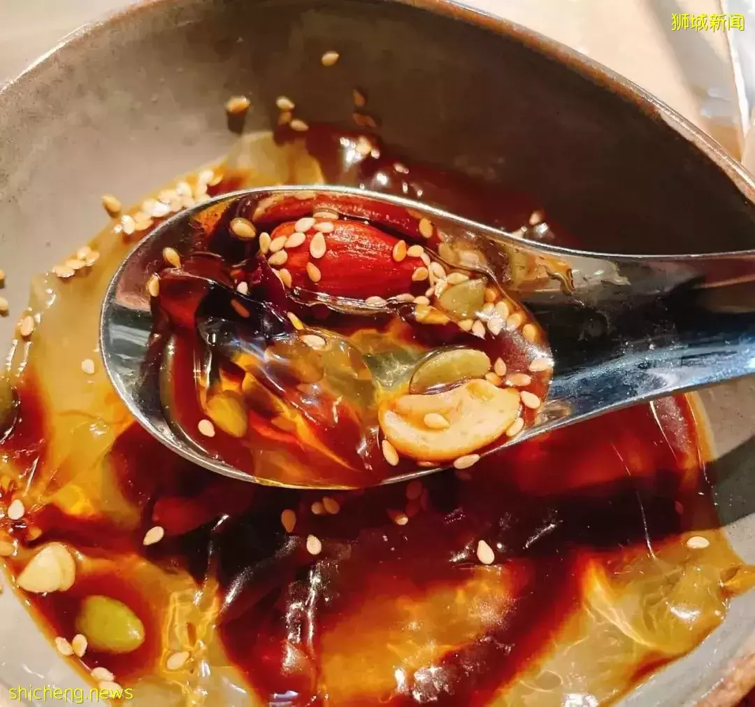 万众期盼的方叔叔重庆火锅终于来新加坡了