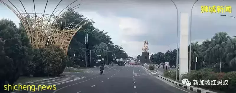 最强山寨版! 印尼棉兰建了座“迷你狮城”,经典地标全齐备