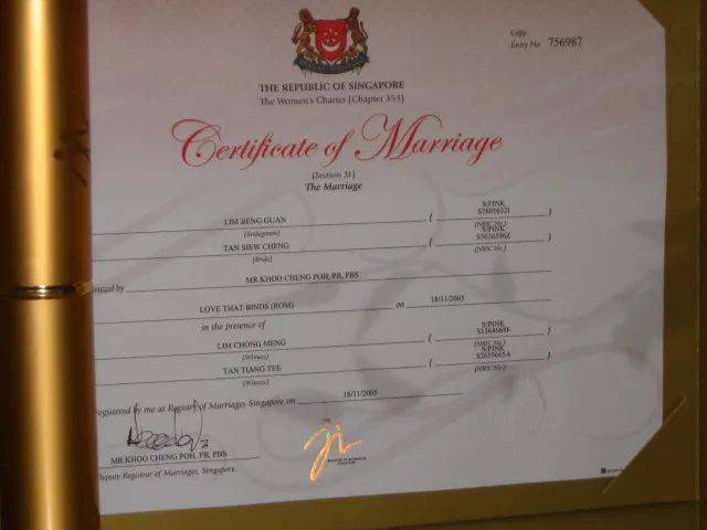 新加坡女人出書控訴:嫁給非洲男人被家暴、拘禁、性侵……跨國婚姻有多難